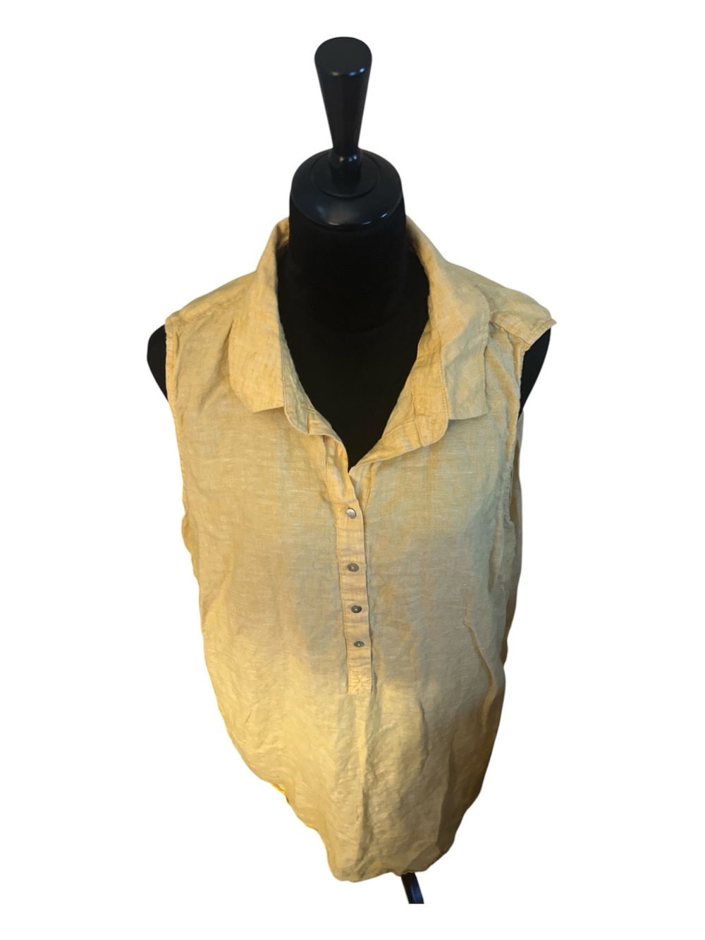 Tahari Sleeveless Button-Front Linen dress in Pale Yellow